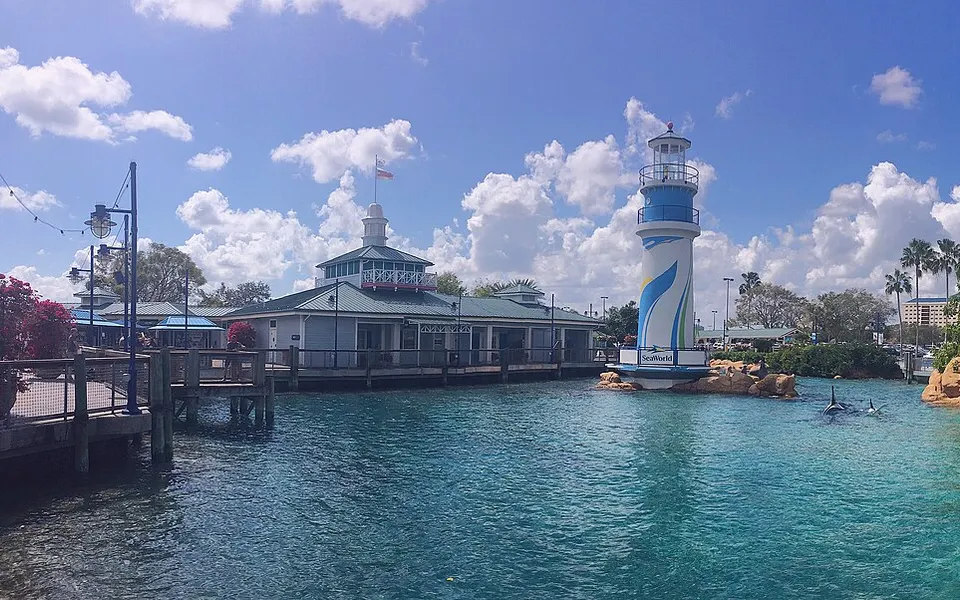 Seaworld Orlando - Open, 9:30am–7:00pm