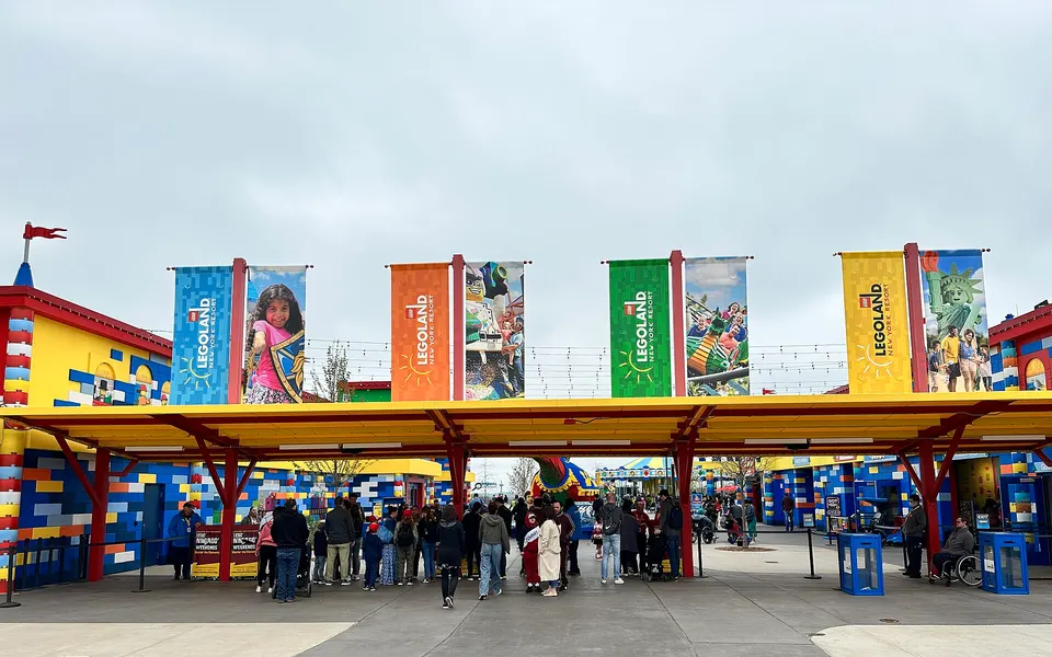 Legoland New York - Open, 10:00am–6:00pm
