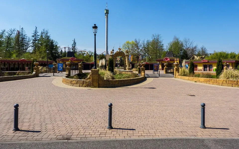 Plopsaland Deutschland - Closed, 10:00am–6:00pm