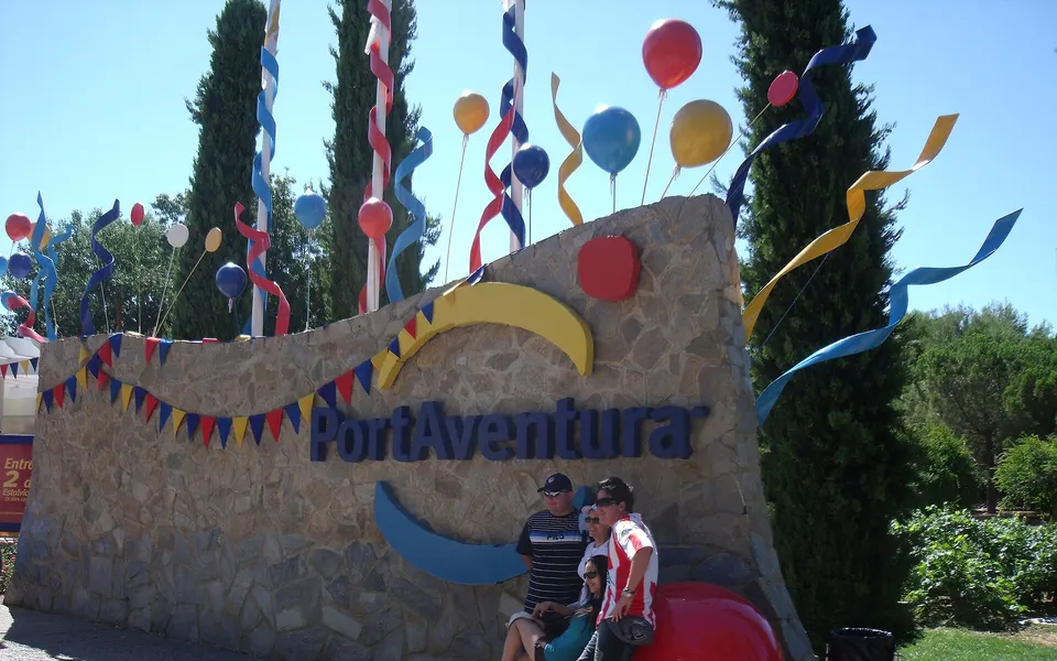 Port Aventura World - Closed, 11:00am–7:00pm