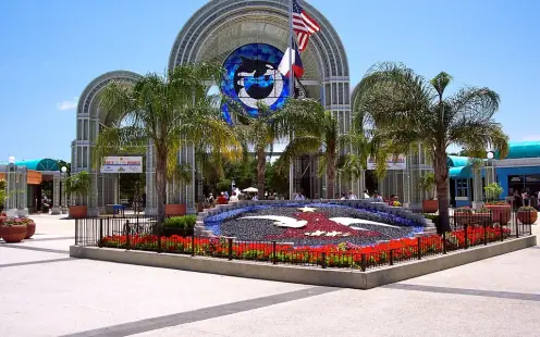 Seaworld San Antonio - Closed, No hours published